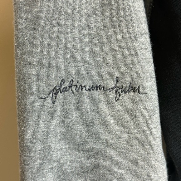 VTG Platinum Fubu Fat Albert & Junk Yard Gang Sweatshirt XL Color-Block 90's - Picture 6 of 13